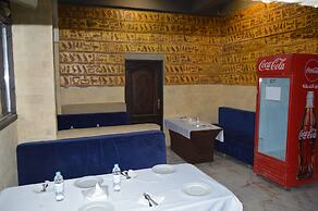 Comfort Pyramids inn
