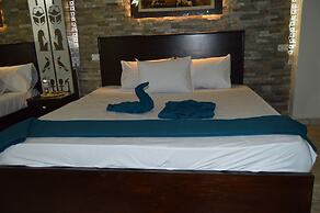 Comfort Pyramids inn