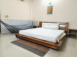 Winter Spring Homestay Center