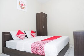 Hotel O Candi Residence