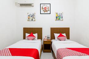 OYO 1242 Penginapan Rb Syariah