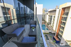 Driven Holiday Homes - City Walk 22