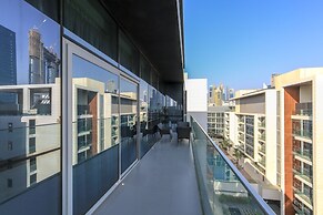 Driven Holiday Homes - City Walk 22