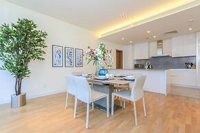Driven Holiday Homes - City Walk 22