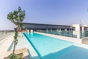 Driven Holiday Homes - City Walk 22