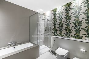 Driven Holiday Homes - City Walk 22