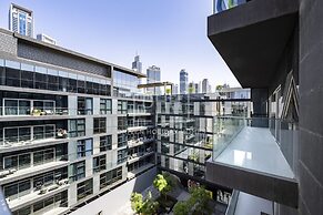 Driven Holiday Homes - City Walk 22
