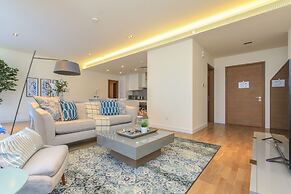 Driven Holiday Homes - City Walk 22
