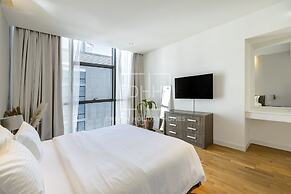 Driven Holiday Homes - City Walk 22