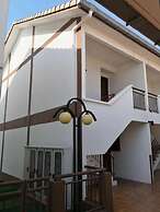 Alpine LXPD Water Chalet