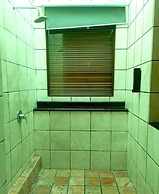 Alpine LXPD Water Chalet