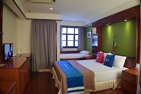 Alpine LXPD Water Chalet