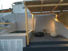 Echo Suites