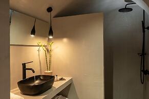 Echo Suites