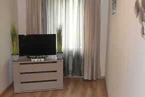 Mox Downtown Apartman