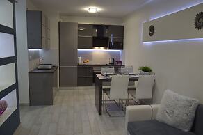 Gina Apartman