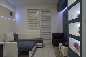 Gina Apartman