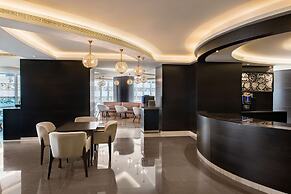 Radisson Blu Hotel, Dubai Canal View