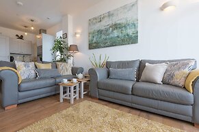 Hepworth Apartment