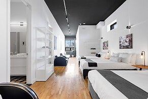Liv MTL - Plaza