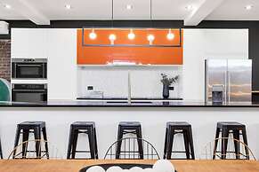 Liv MTL - Plaza