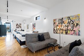 Liv MTL - Plaza