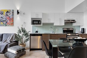 Liv MTL - Downtown