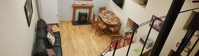 Apartment Sleeps 7 With Mezzanine