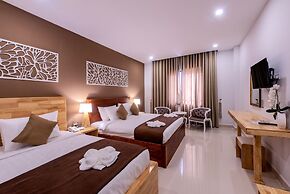 Double S Hotel