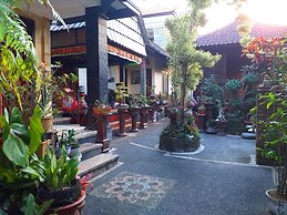 Puri Asri Bungalow