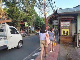 Puri Asri Bungalow