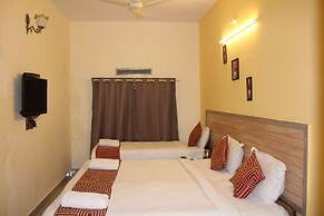 Kaveri Hotel