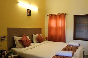 Kaveri Hotel