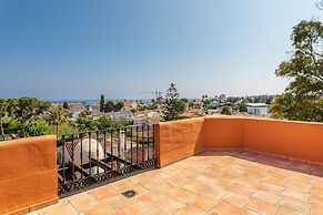 Paraiso Beach Duplex Penthouse Sea View