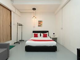 OYO 43993 Madsuite