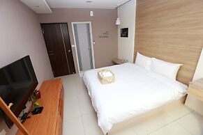 Mayu Hotel