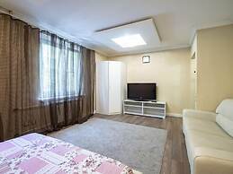 Apartment - Artsymovicha 5k1