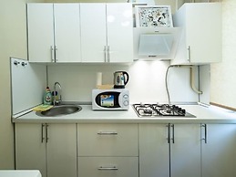 Apartment - Artsymovicha 5k1