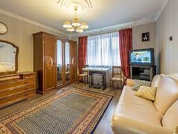 Apartment - Bakuleva 10