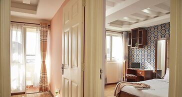 Classic Apartments by Casa Deyra