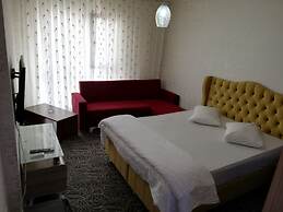 Pin Suites