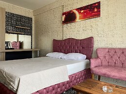 Pin Suites