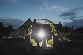 Eckington Manor