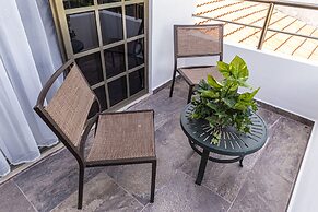Santa Fe Studios and Suites by the Spot