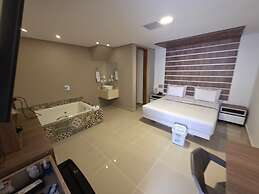Hotel Infinity Medellin