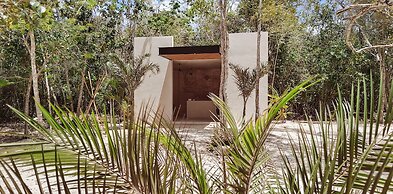 MBH Maya Bacalar Hotel Boutique