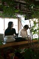cafe & stay CASTANA