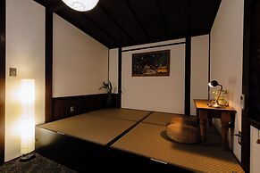 cafe & stay CASTANA