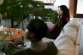 cafe & stay CASTANA