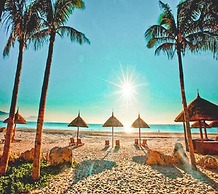 My Khe 2 Da Nang Seafront Hotel